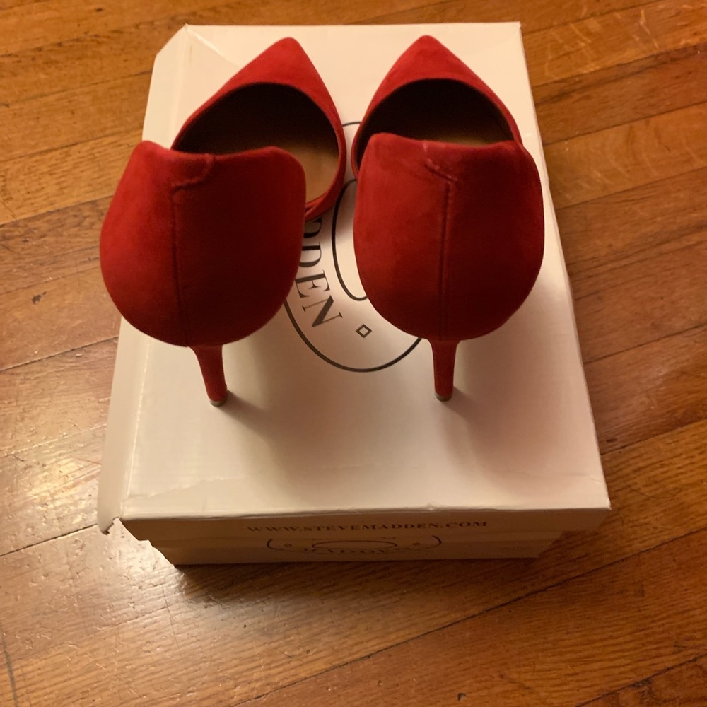 Steve Madden Actorr pumps. - Picture 2 of 7